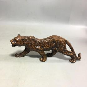 黄杨木雕刻金钱豹