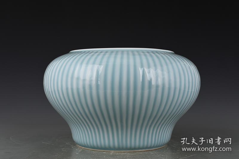 清康熙粉青釉菊瓣尊 古玩古董古瓷器