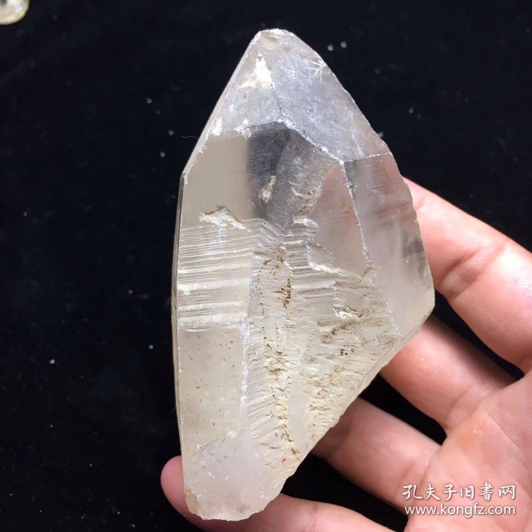 纯天然水晶原石晶莹剔透,冰糖水晶,材质细腻极品,难得