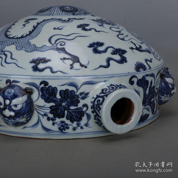 元青花手绘缠枝莲龙纹卧壶扁壶