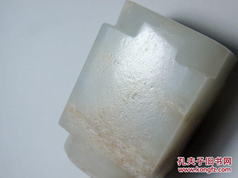 玉琮21(齐家文化 约公元前2200年至公元前1600年 此藏品标明的年份