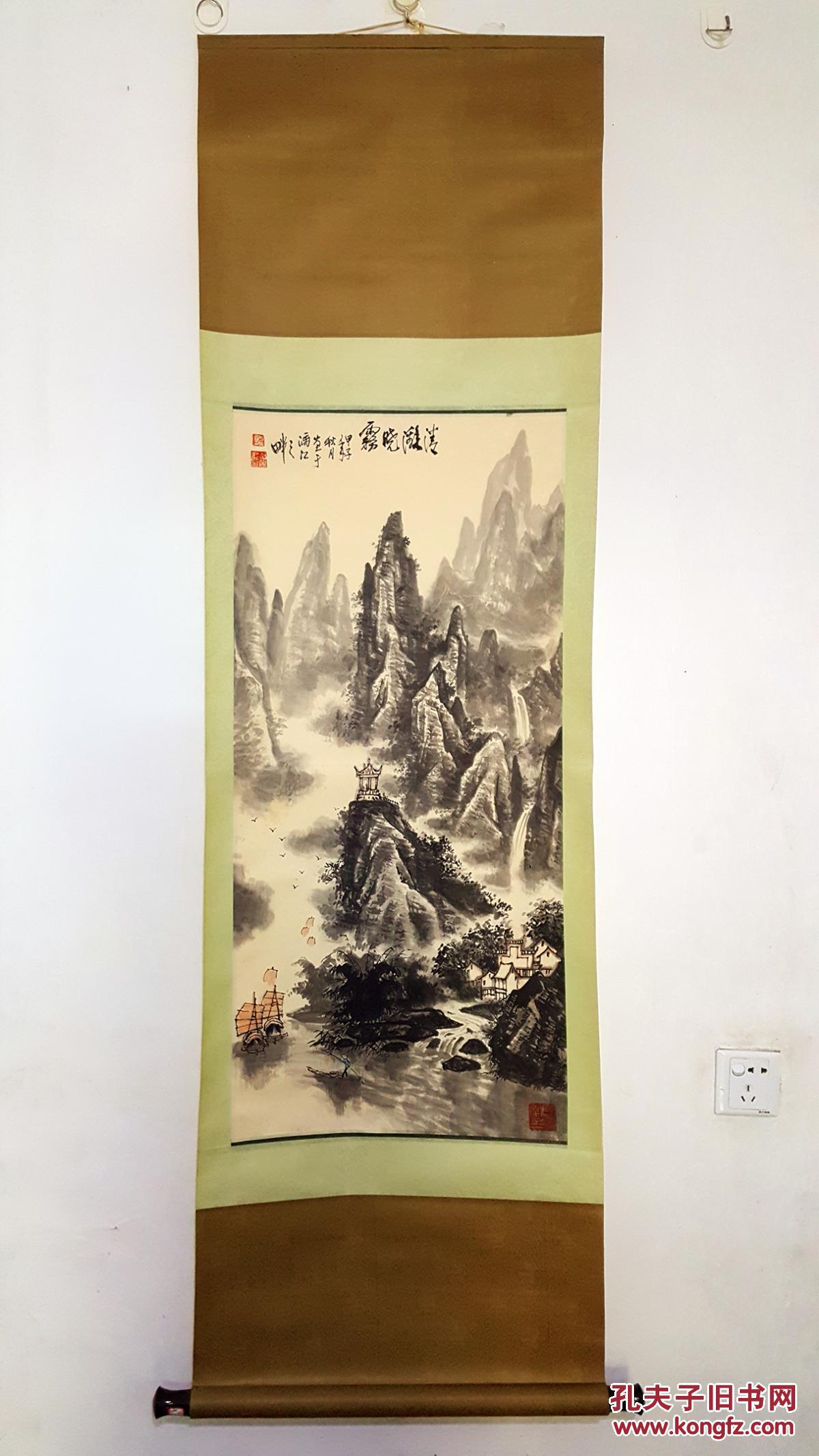 早期广西桂林画家龙山农笔老纸本原裱【漓江晓雾图】木轴头