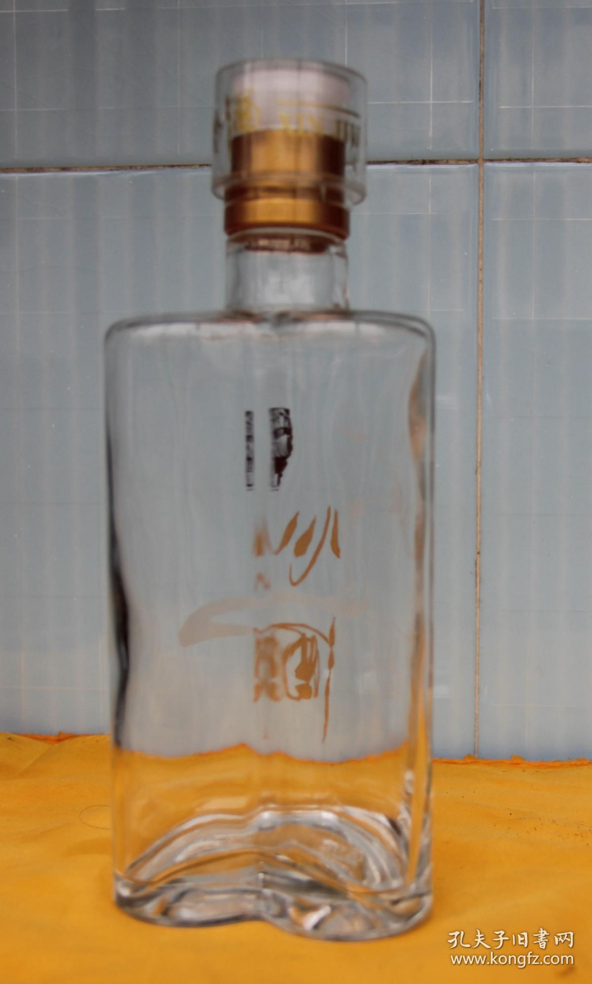 收藏酒瓶 异形金水晶心酒瓶高22厘米一斤装x6