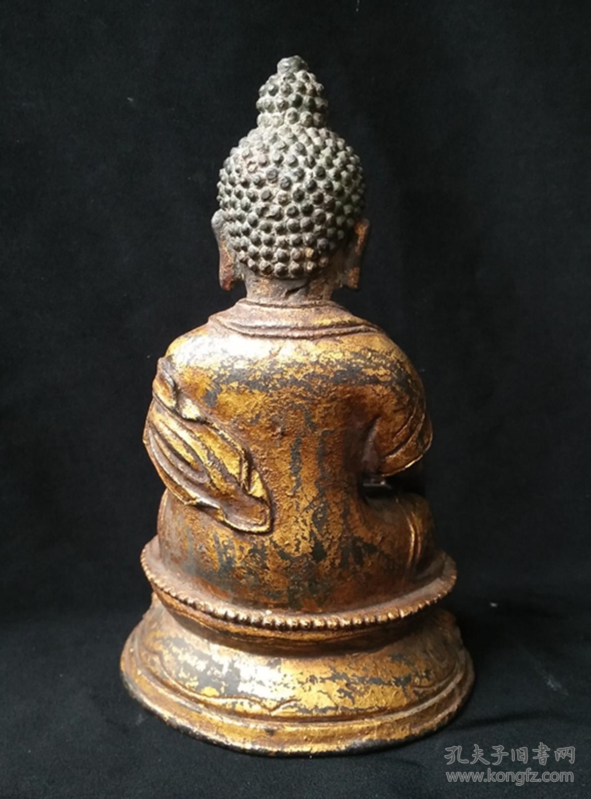 明代鎏金佛像一尊