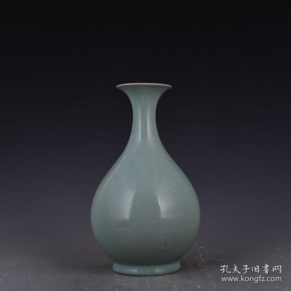 宋汝窑天青釉冰裂纹玉壶春瓶