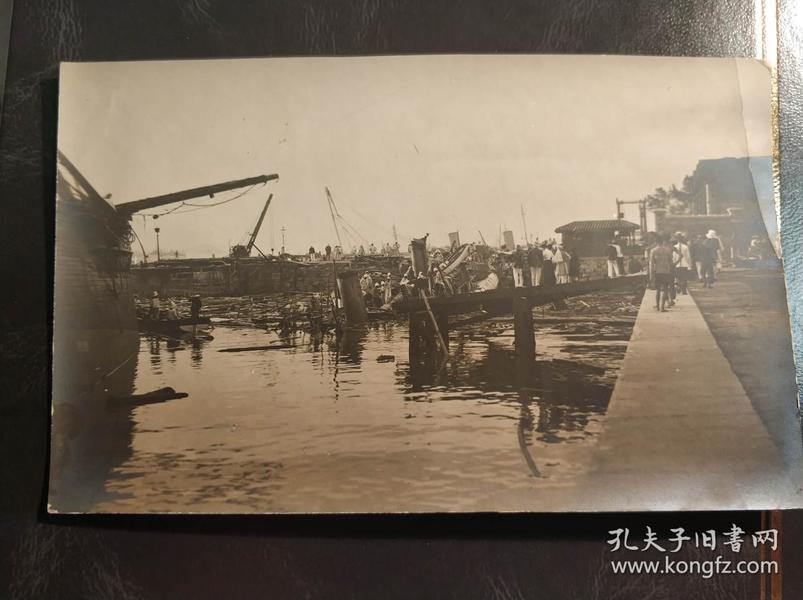 香港九龙尖沙咀1906年风灾沉船老照片一张