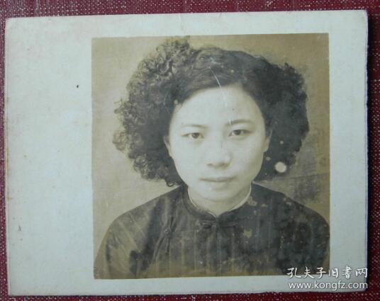 民国老照片:民国美女,波浪式卷发【民国——上海纺织之家系列】