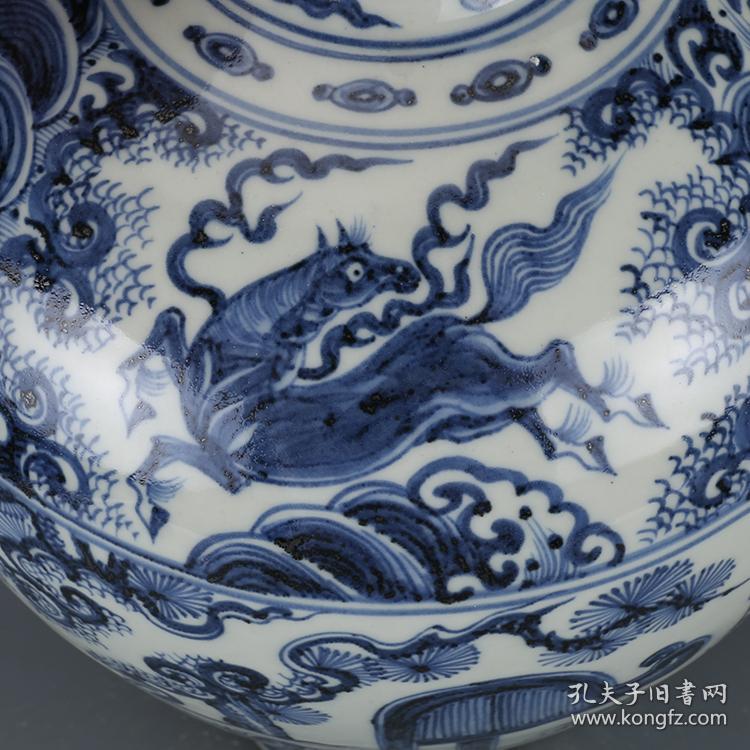 大明景泰年制青花人物梅瓶