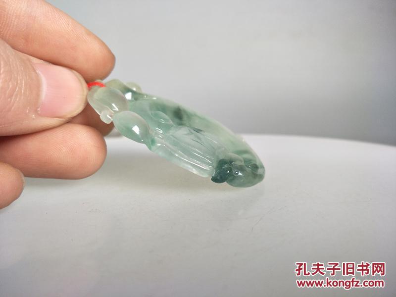 清代传世天然冰种翡翠佩