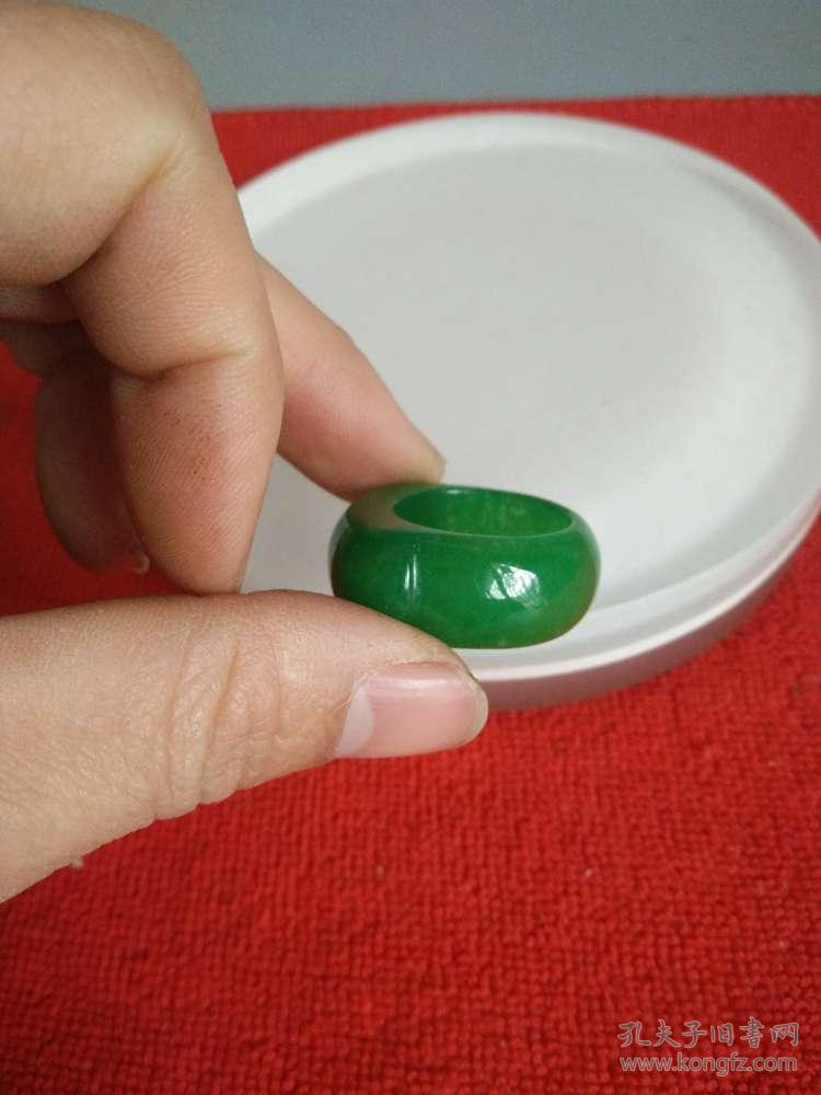 清代传世老翡翠戒指
