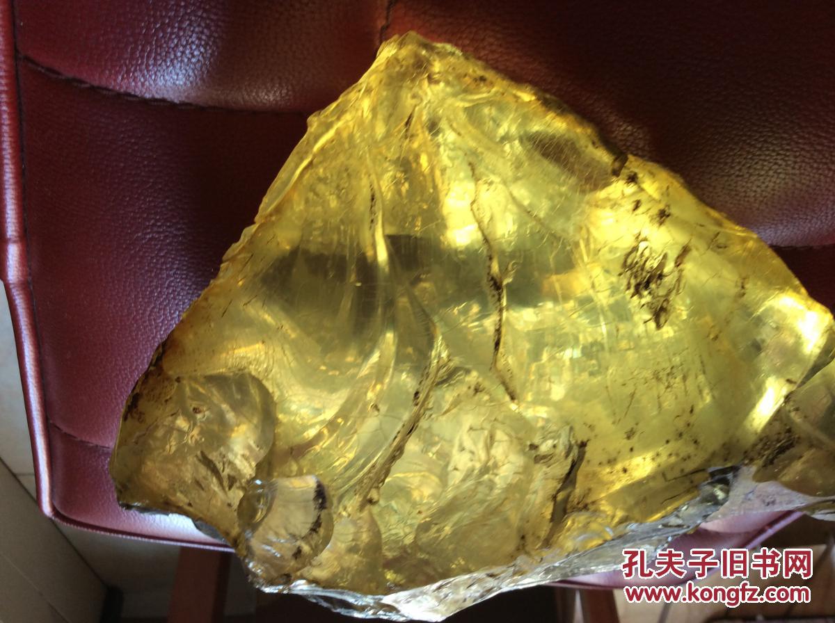 黄色水晶石原石 尺寸22x20x10cm 透明有幻彩