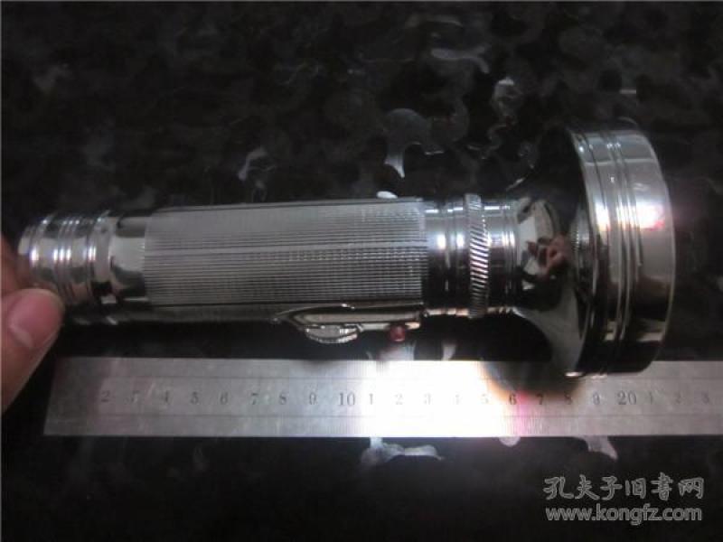 上世纪80-90年代老式 手电筒近全新品相1号 电池.
