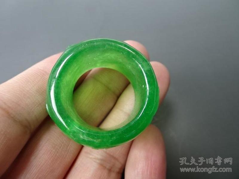清代翡翠扳指