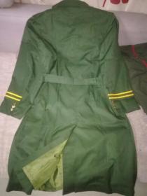 武警干部风衣_和平精英黄金风衣图片
