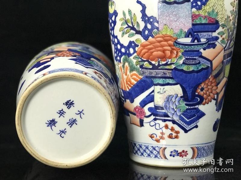 清光绪斗彩博古图花瓶一对35x15厘米
