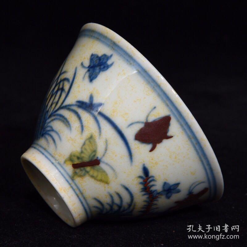 明成化斗彩三秋杯 4x6.8