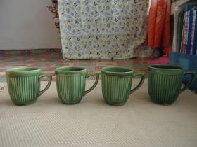 绿釉茶杯
