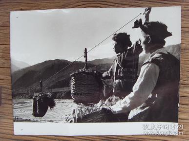 最少人口民族_中国人口最少的民族(2)
