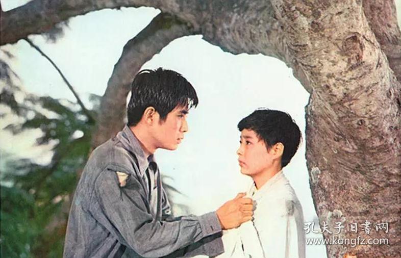 中国经典电影 小街(dvd) 中英文字幕 张瑜,郭凯敏 主演,杨延晋 导演