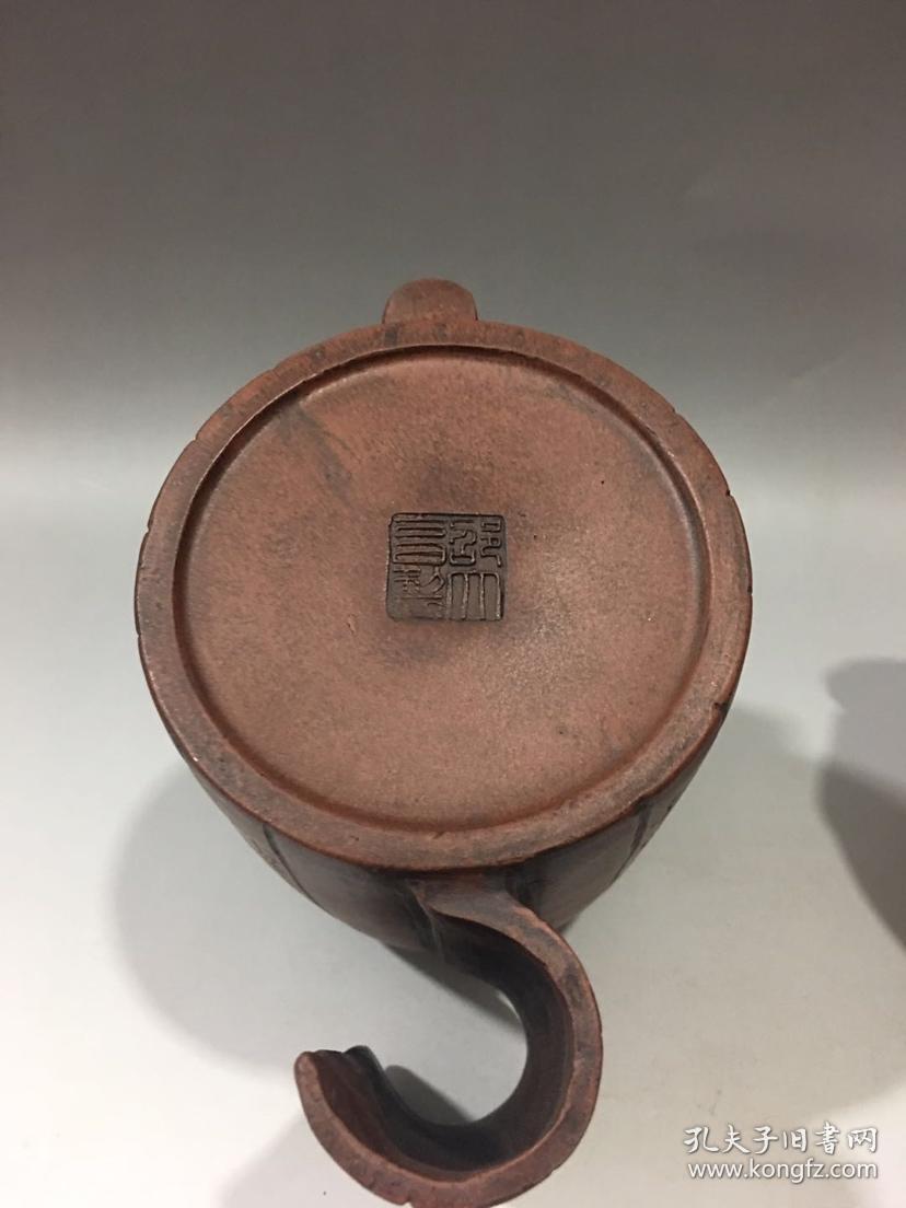 邵大亨书卷紫砂壶 13x16厘米