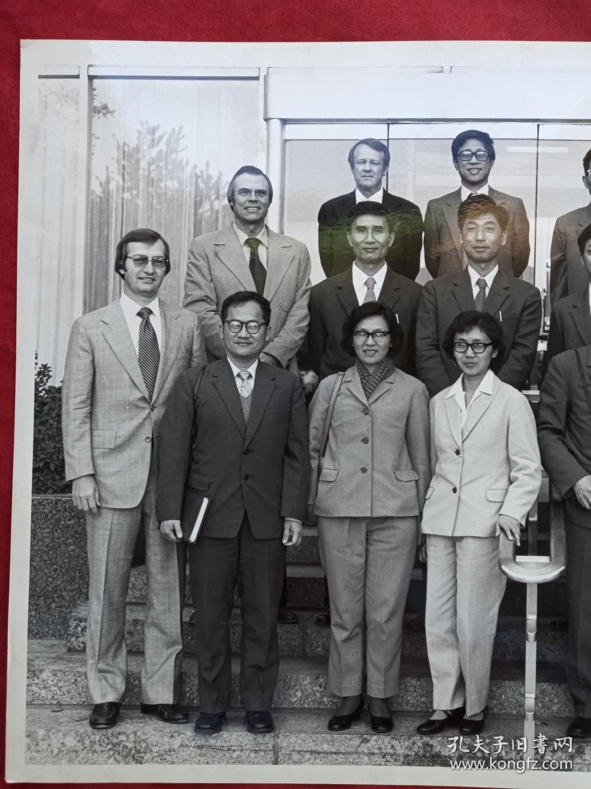 学家合影国际著名物理学家的珍贵合影物理学家合照高清壁纸国外老照片