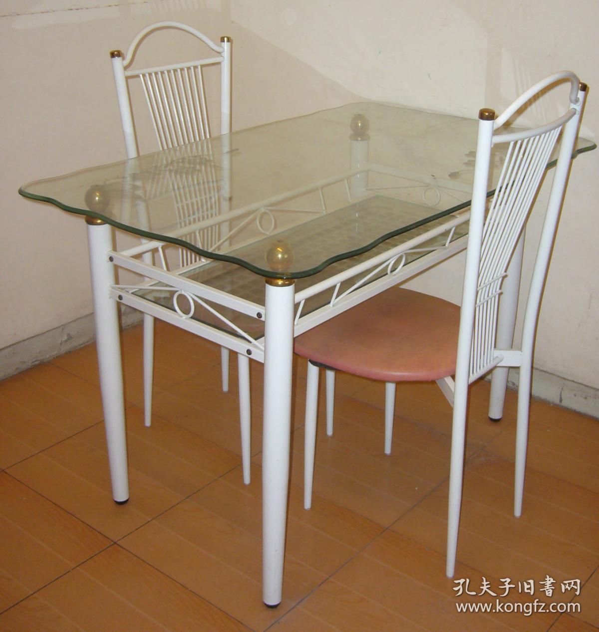 餐厅家具套装 饭桌子椅子/钢化玻璃餐桌2把 玫红色坐垫 白色高背餐椅