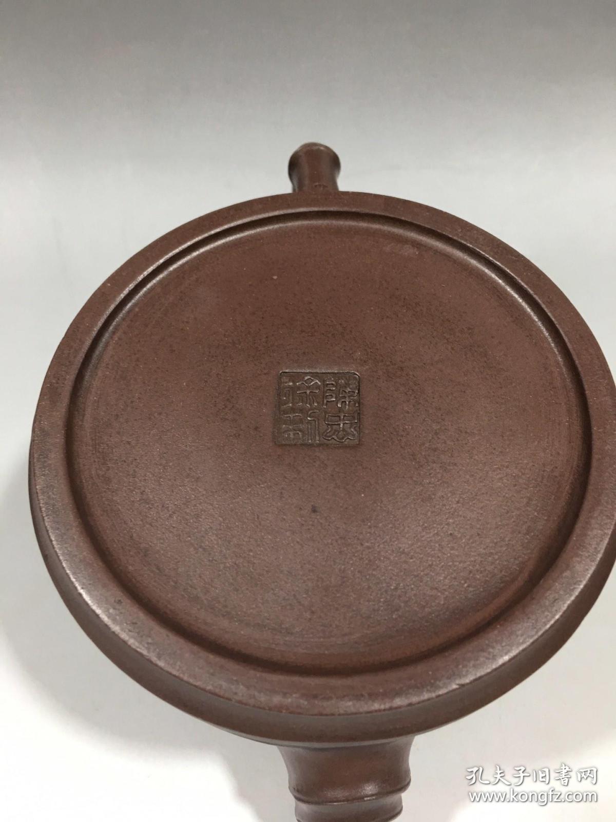 陈忠徐款紫砂壶 尺寸18/9cm