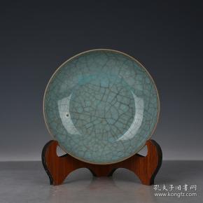 北宋汝窑天青釉冰裂纹盘
