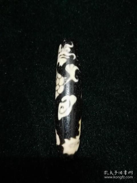 藏区 五爪龙纹老天珠