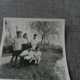 1957年摄于上海老照片