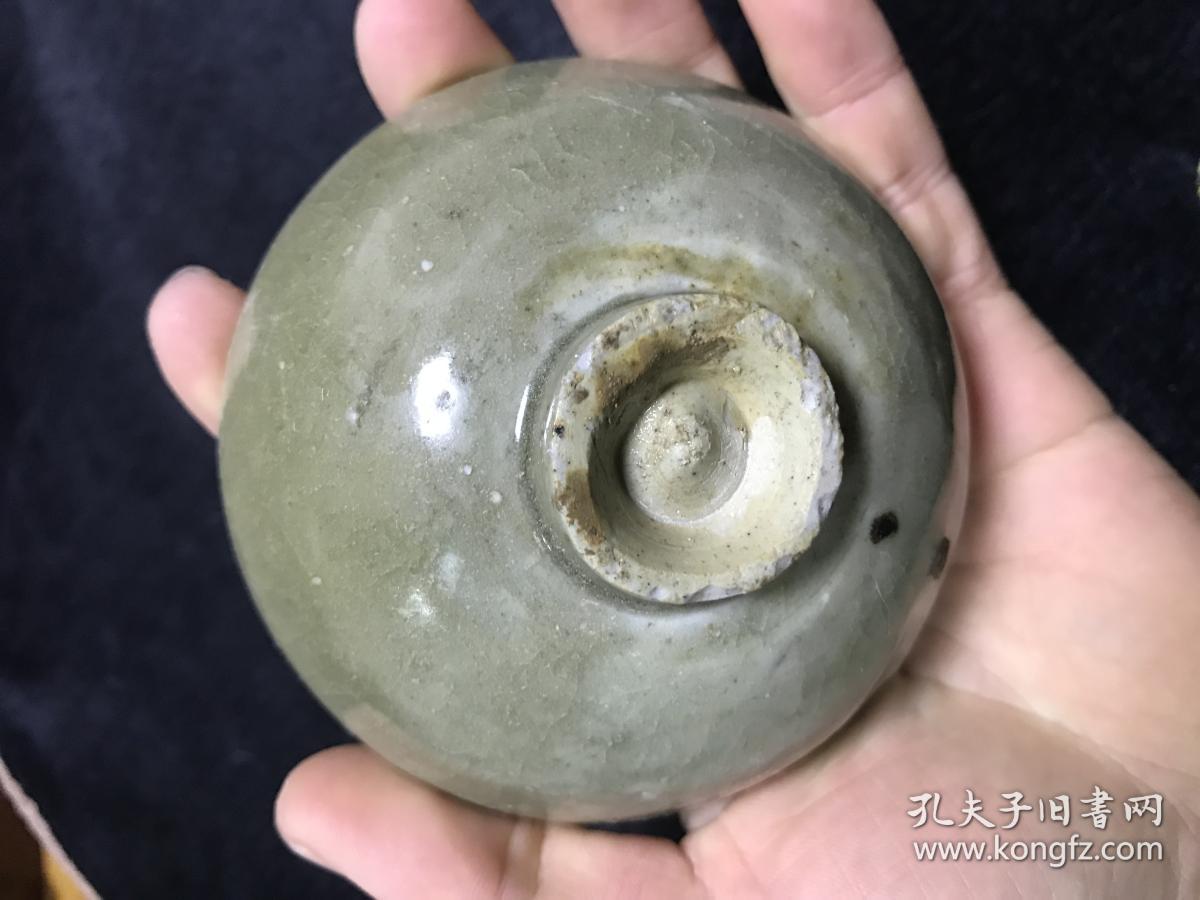 元代龙泉窑茶盏