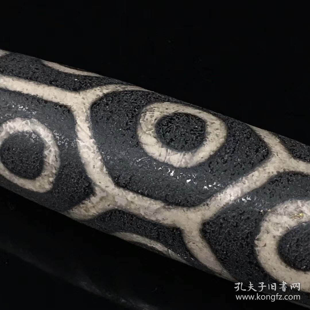 极品包浆九眼天珠