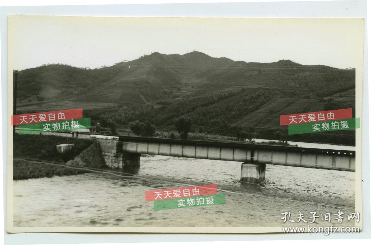 民国1930年代东北满洲国,辽宁本溪连山关发大洪水老照片三张