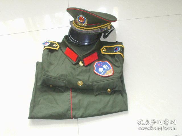 上世纪80年代83年款老公安警察橄榄绿色涤卡冬装制服老警服一全套经典