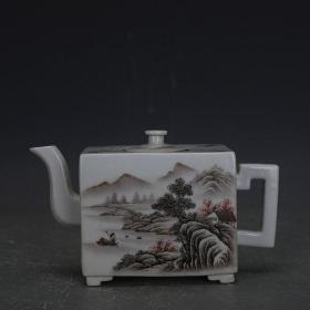 民国浅绛彩手绘山水纹茶壶