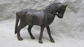 民国时期紫铜錾刻工艺铜马摆件
