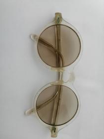 老眼镜、镜片直径5.2公分