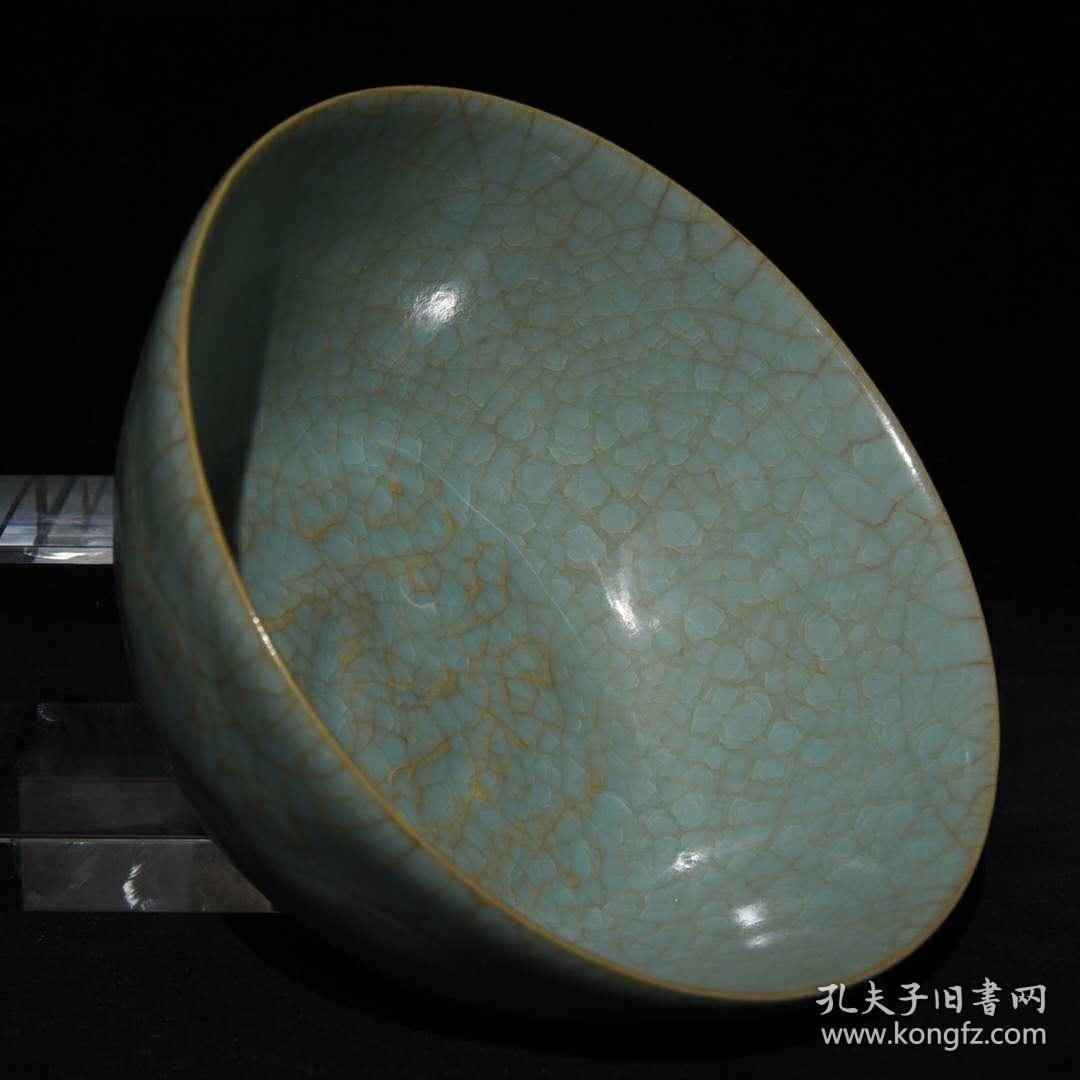陶器瓷器>瓷器 品相描述:九五品                      汝窑冰裂纹龙