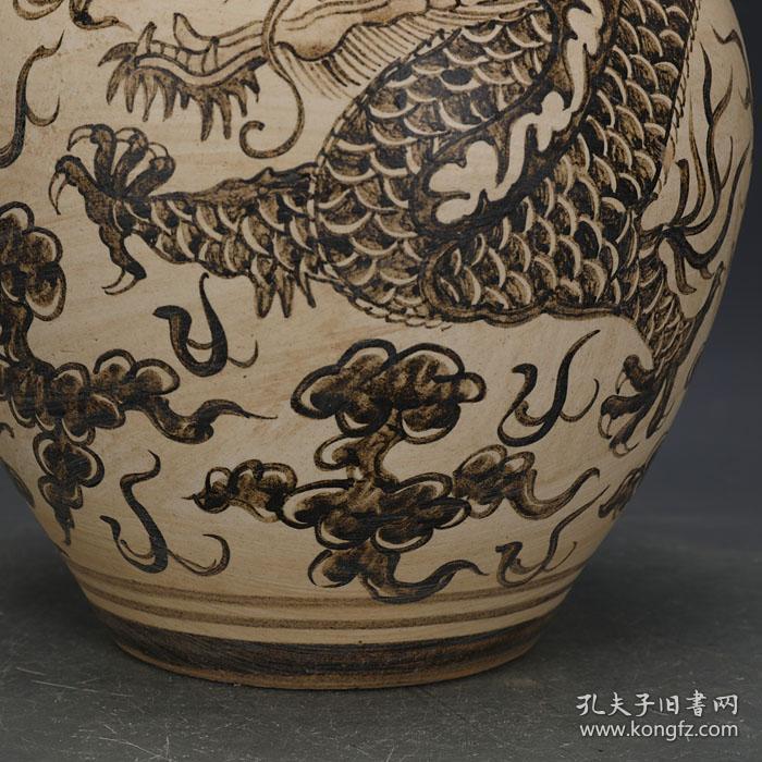 宋代吉州窑手工彩绘丹龙纹罐子
