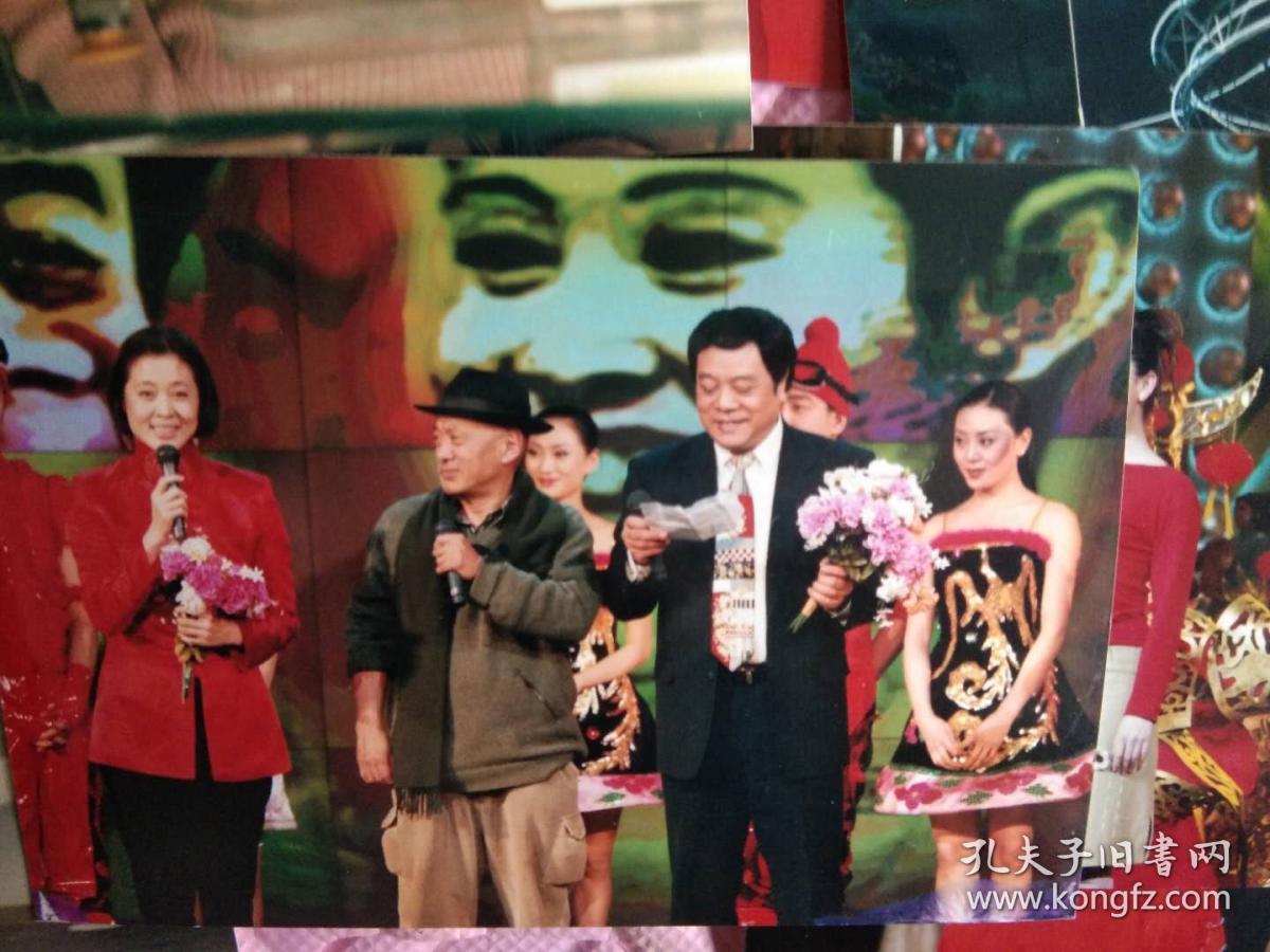 九十年代私家拍摄央视春晚和正大综艺彩色老照片431张