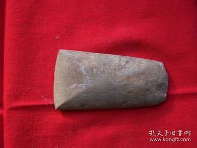 远古石斧,原始人磨制石斧,器型精美罕见,大汶口文化龙山文化红山文化