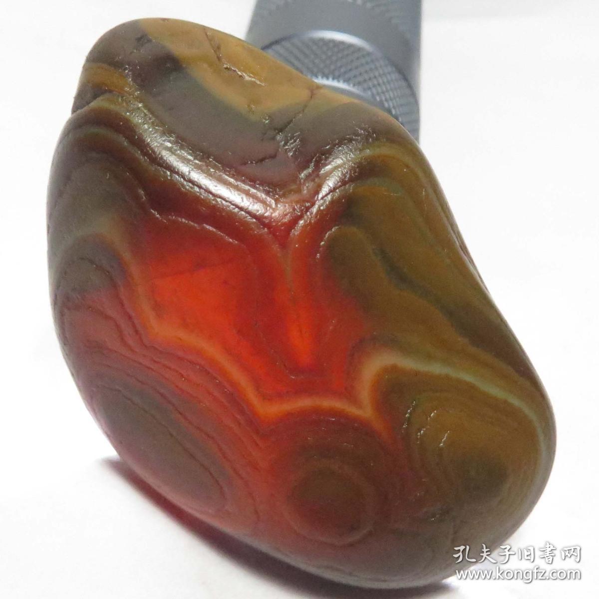顶级玛瑙原石,"佛在心中""阿弥陀佛"缠丝玛瑙,花纹漂亮,品相一流,质地