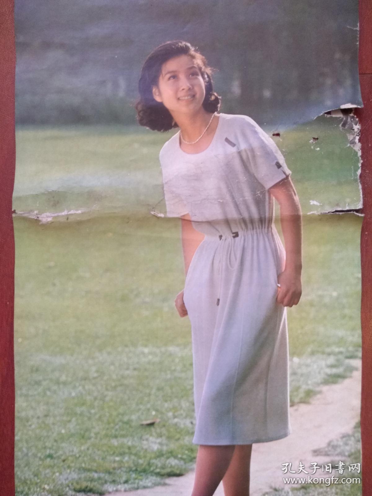1985电影明星挂历12张(少7月份)龚雪,刘晓庆,周洁,夏菁,朱碧云,任冶湘