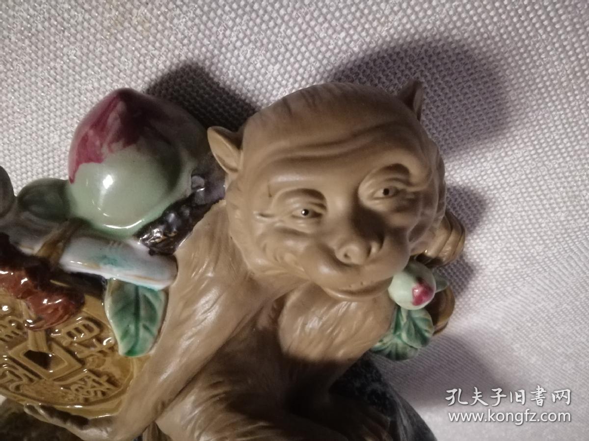 广东石湾窑雕塑大师霍兰作品,《金猴献瑞》保真作品,带原盒包装
