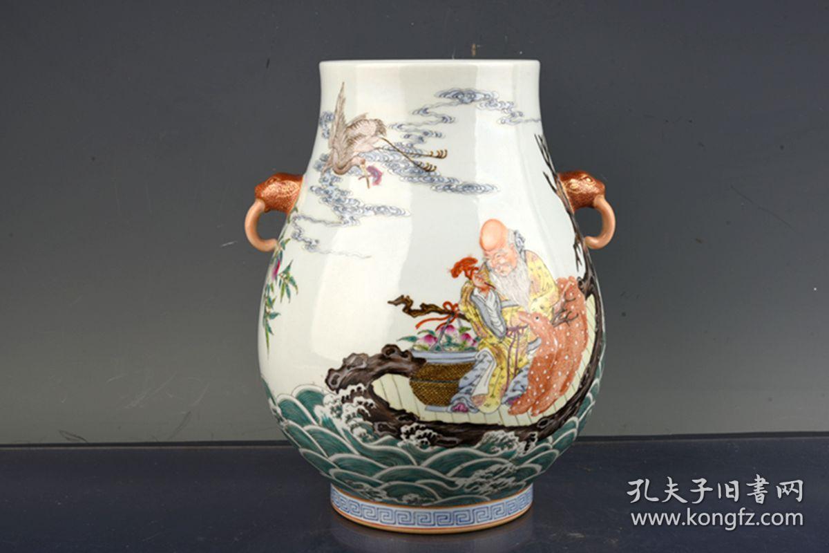 清乾隆年制珐琅彩描金福禄寿纹象耳尊