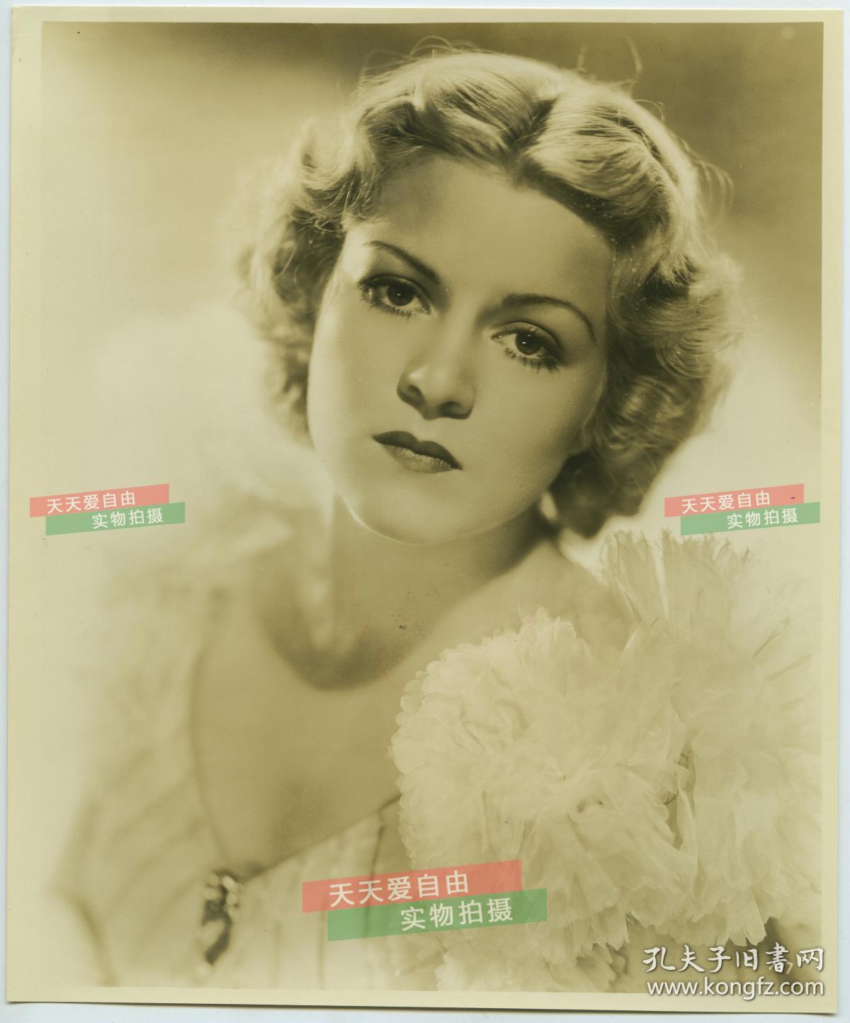1930年代美国女明星嘉丽杜莉华肖像1010年生好莱女坞影星从影前就读于