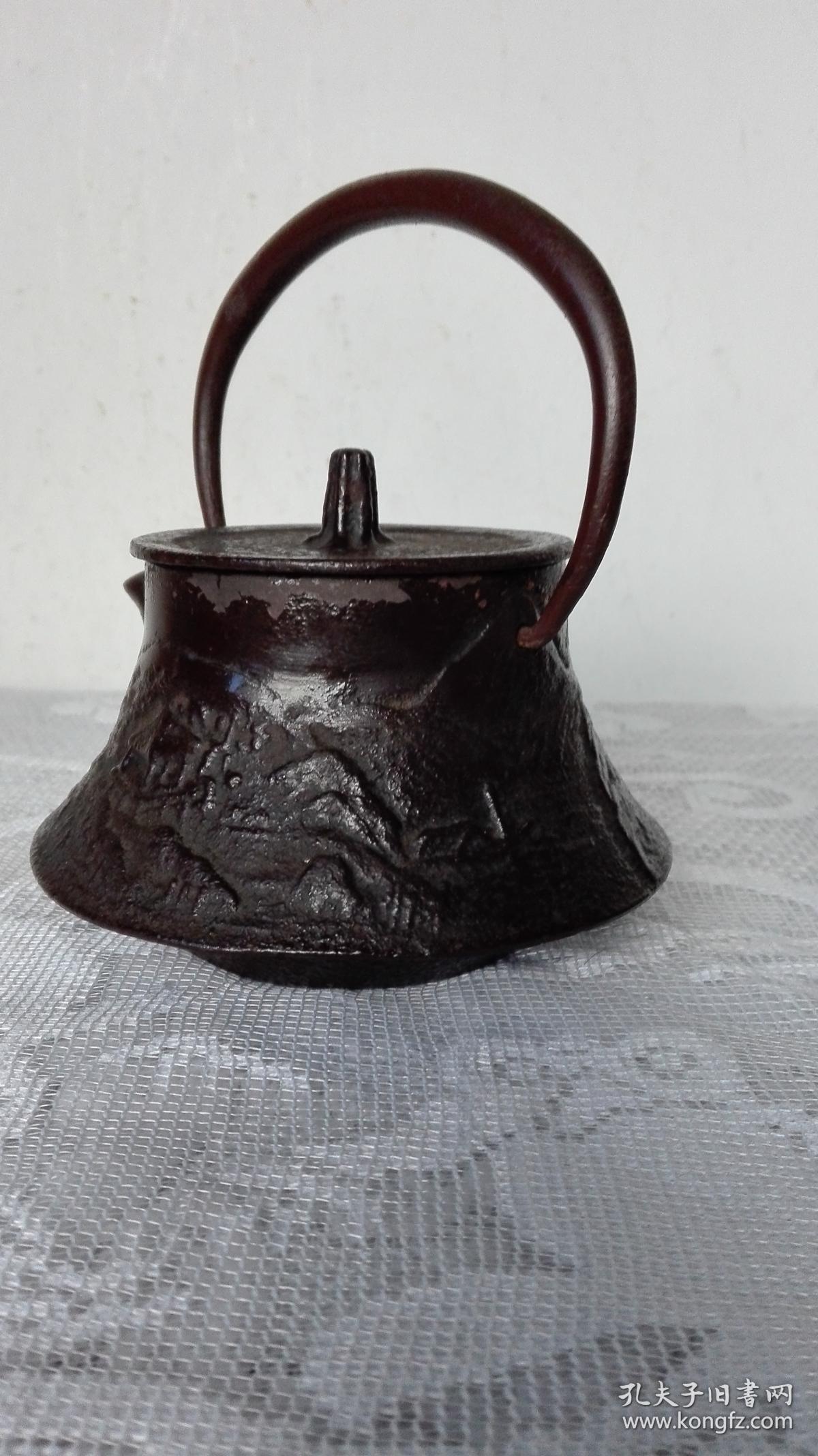 日本回流南部铁器古董老铁壶(收藏佳品,著名南部文秀堂山水铁壶