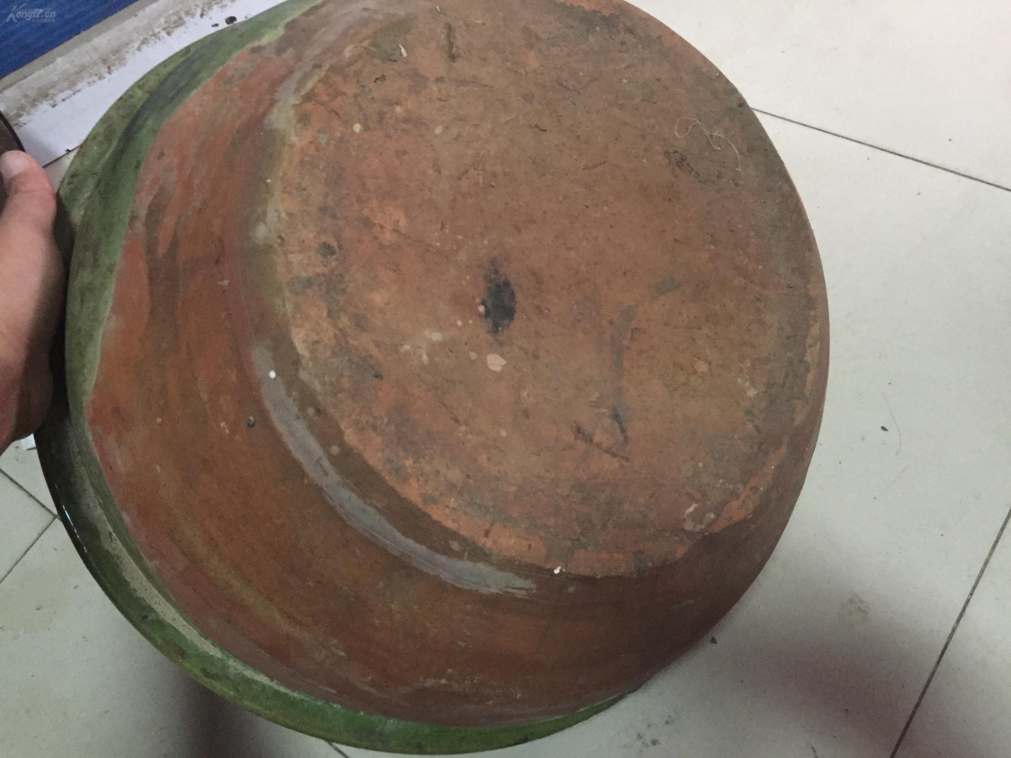 民国时期的红绿釉陶盆,大号包老完整