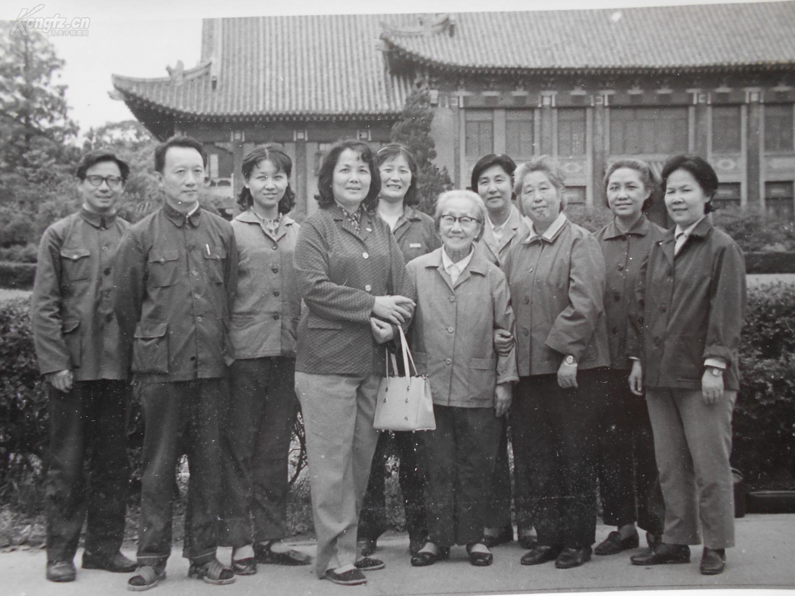 老照片【80年代,南京师范大学毕业合影,教师合影(前排
