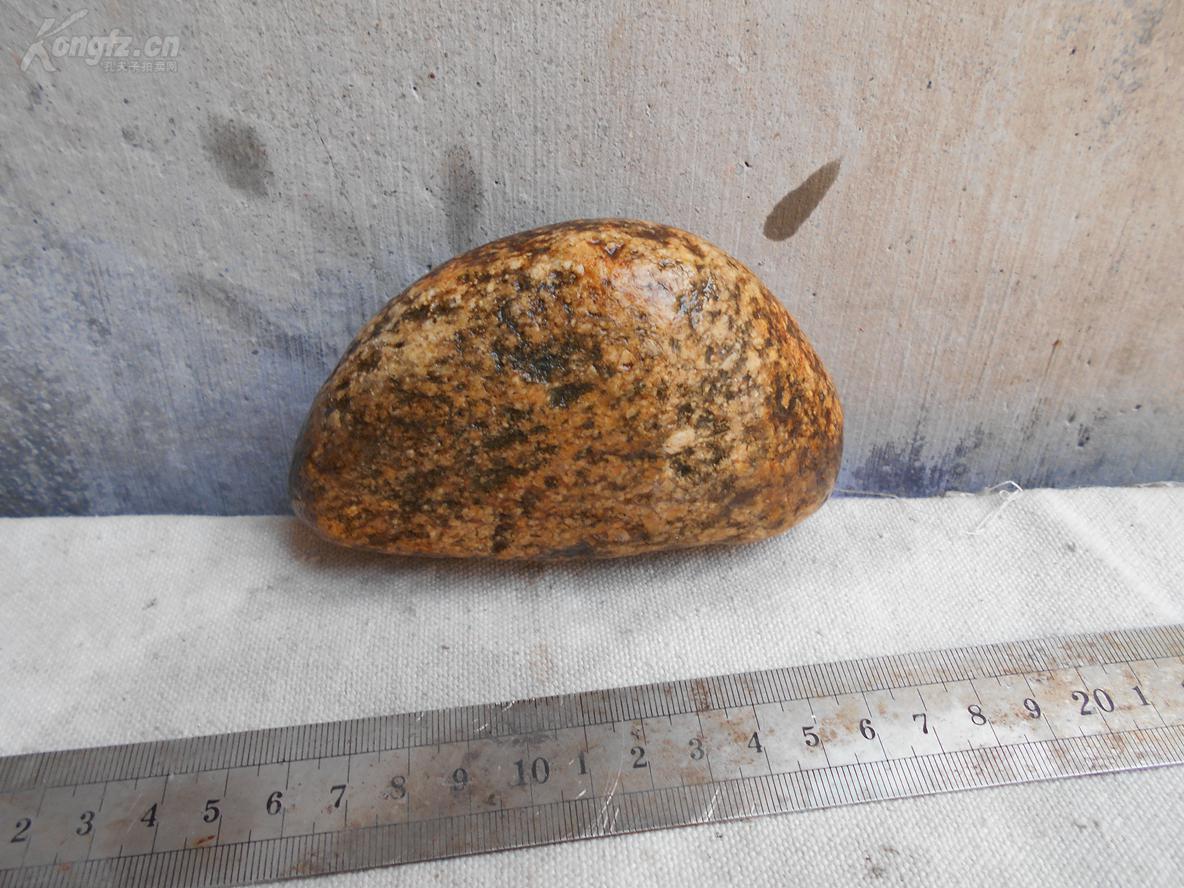 中国奇石《天然泰山奇石小山子》【其质地坚硬,基调沉稳,凝重,浑厚,多